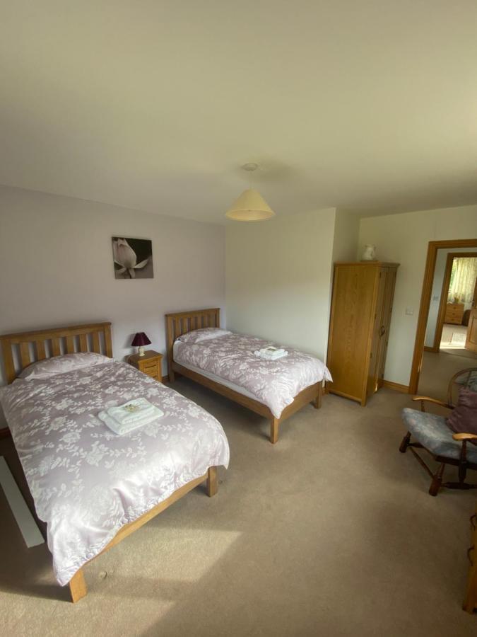 Bed and Breakfast Laurel Bank Abbey-Cwmhir Екстер'єр фото