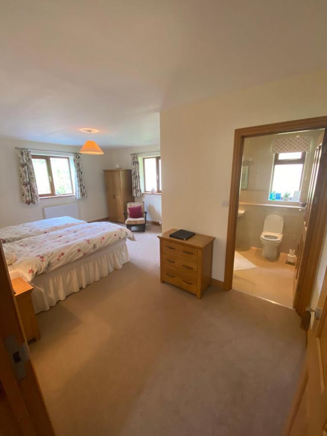 Bed and Breakfast Laurel Bank Abbey-Cwmhir Екстер'єр фото