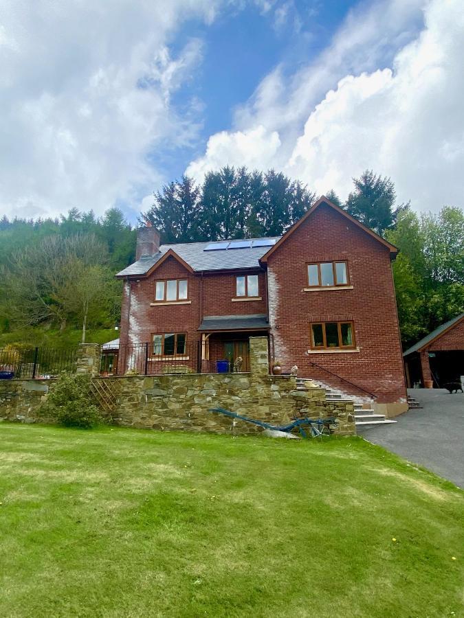 Bed and Breakfast Laurel Bank Abbey-Cwmhir Екстер'єр фото