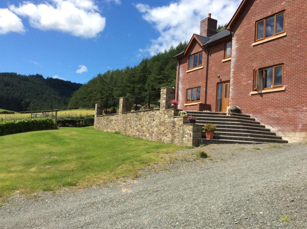 Bed and Breakfast Laurel Bank Abbey-Cwmhir Екстер'єр фото