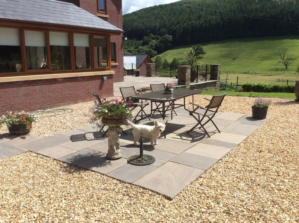 Bed and Breakfast Laurel Bank Abbey-Cwmhir Екстер'єр фото